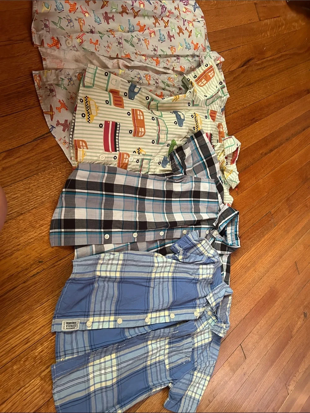Short Sleeve Button-Down Plaid Shirt